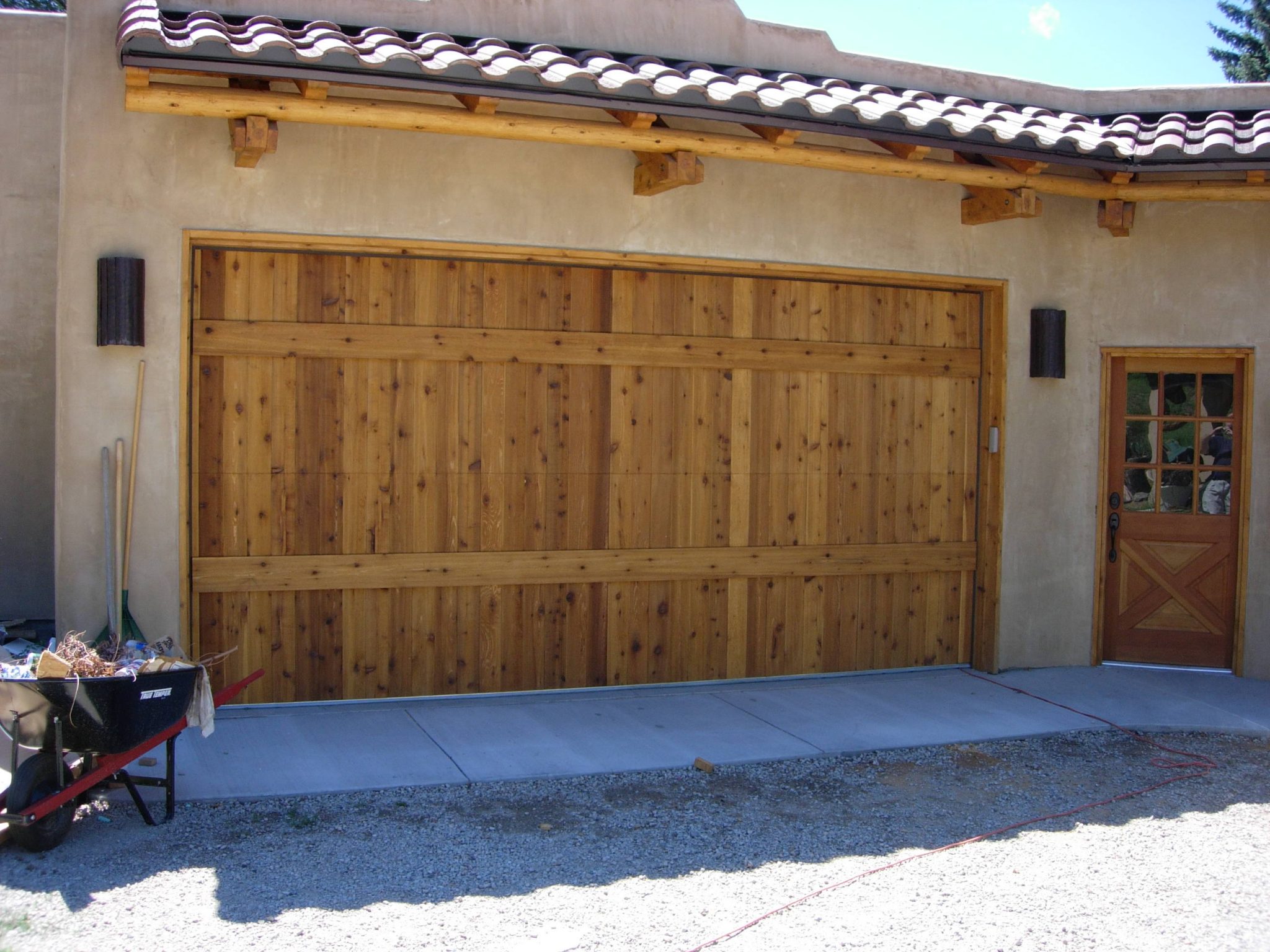 DSCN0135 Don's Garage Doors, Sales & Service